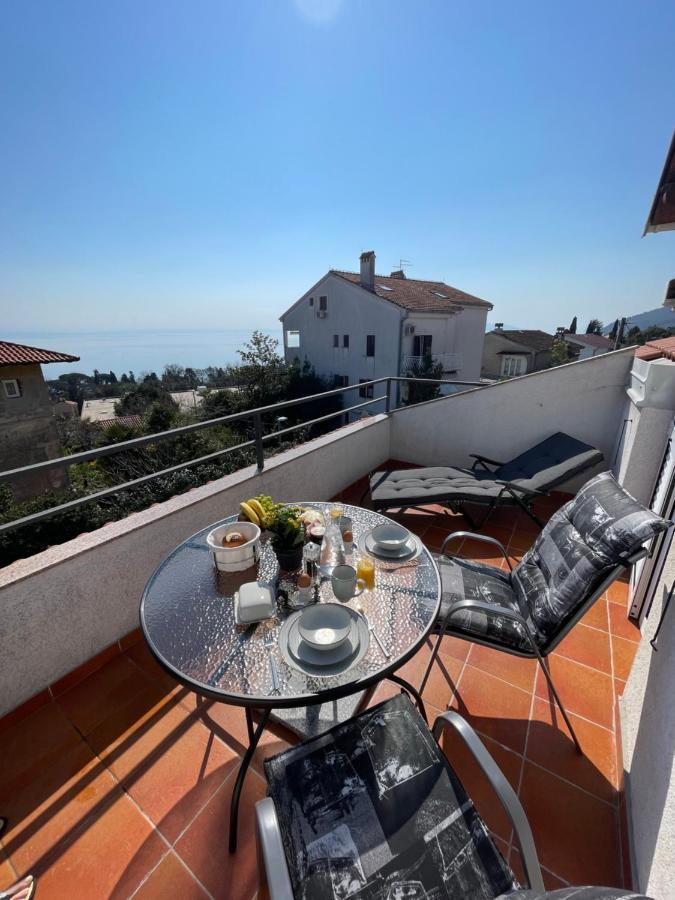 Apartment Lady Daniela Mit Meerblick In 洛夫兰 外观 照片