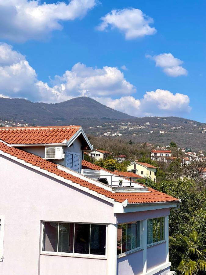 Apartment Lady Daniela Mit Meerblick In 洛夫兰 外观 照片
